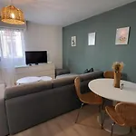 Studio Confortable Et Charmant
